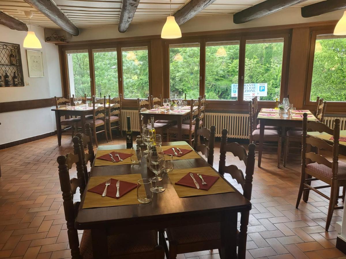 Ristorante Della Stazione Hotel Tegna Ngoại thất bức ảnh