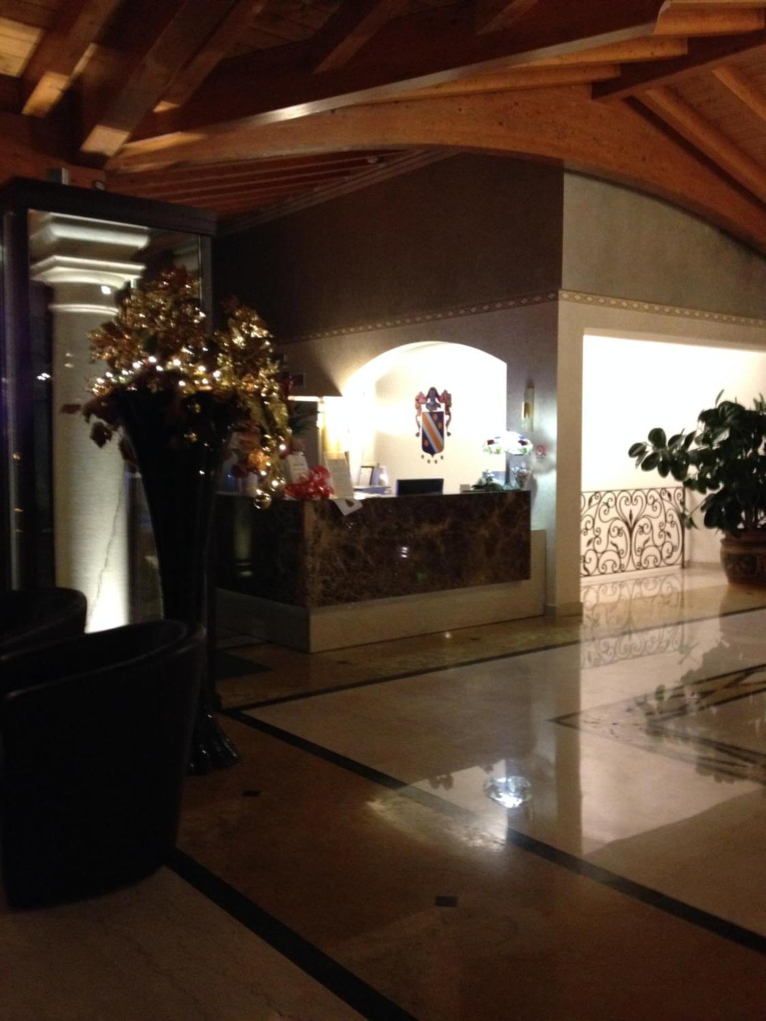Ristorante Della Stazione Hotel Tegna Ngoại thất bức ảnh