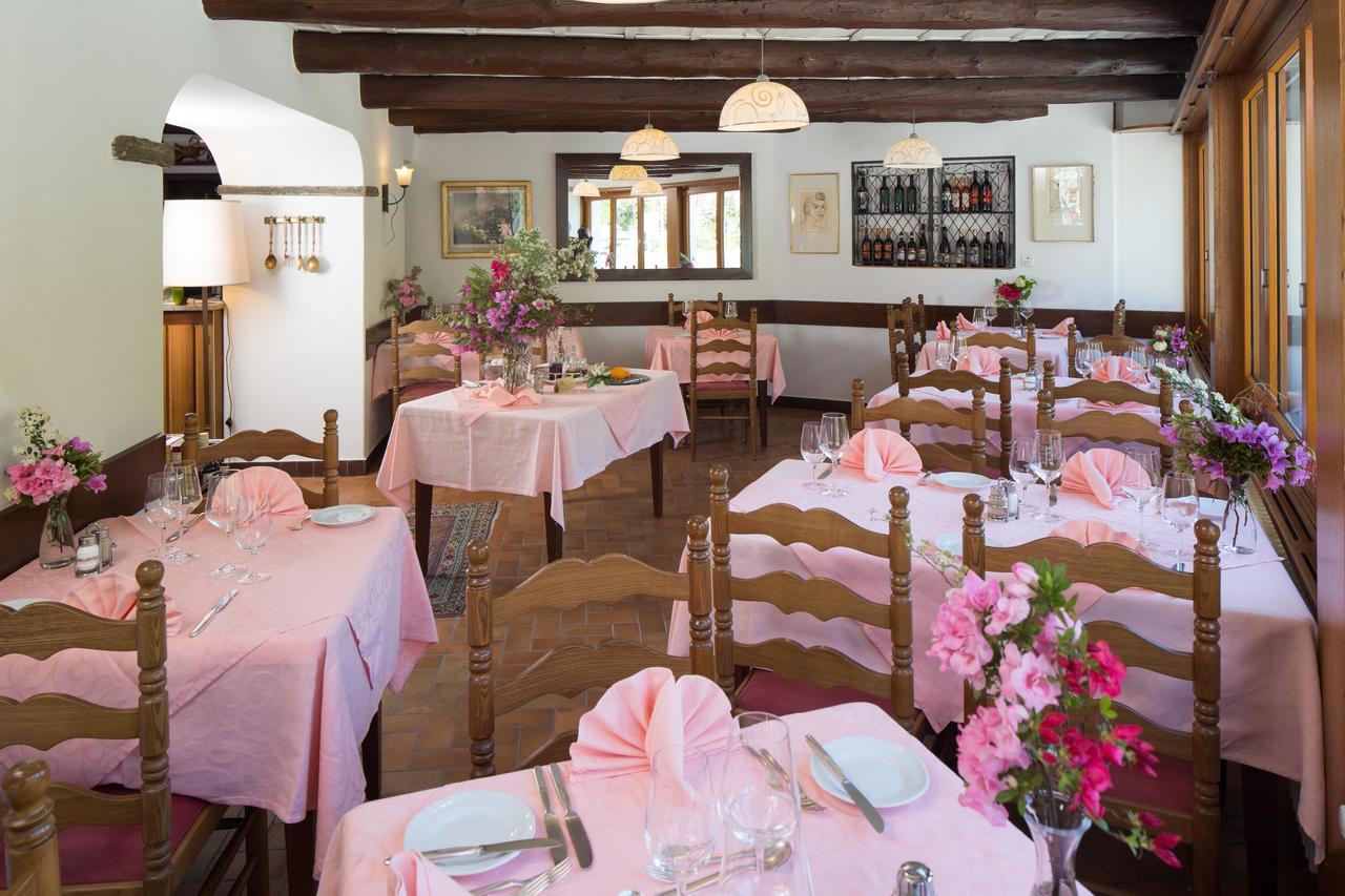 Ristorante Della Stazione Hotel Tegna Ngoại thất bức ảnh